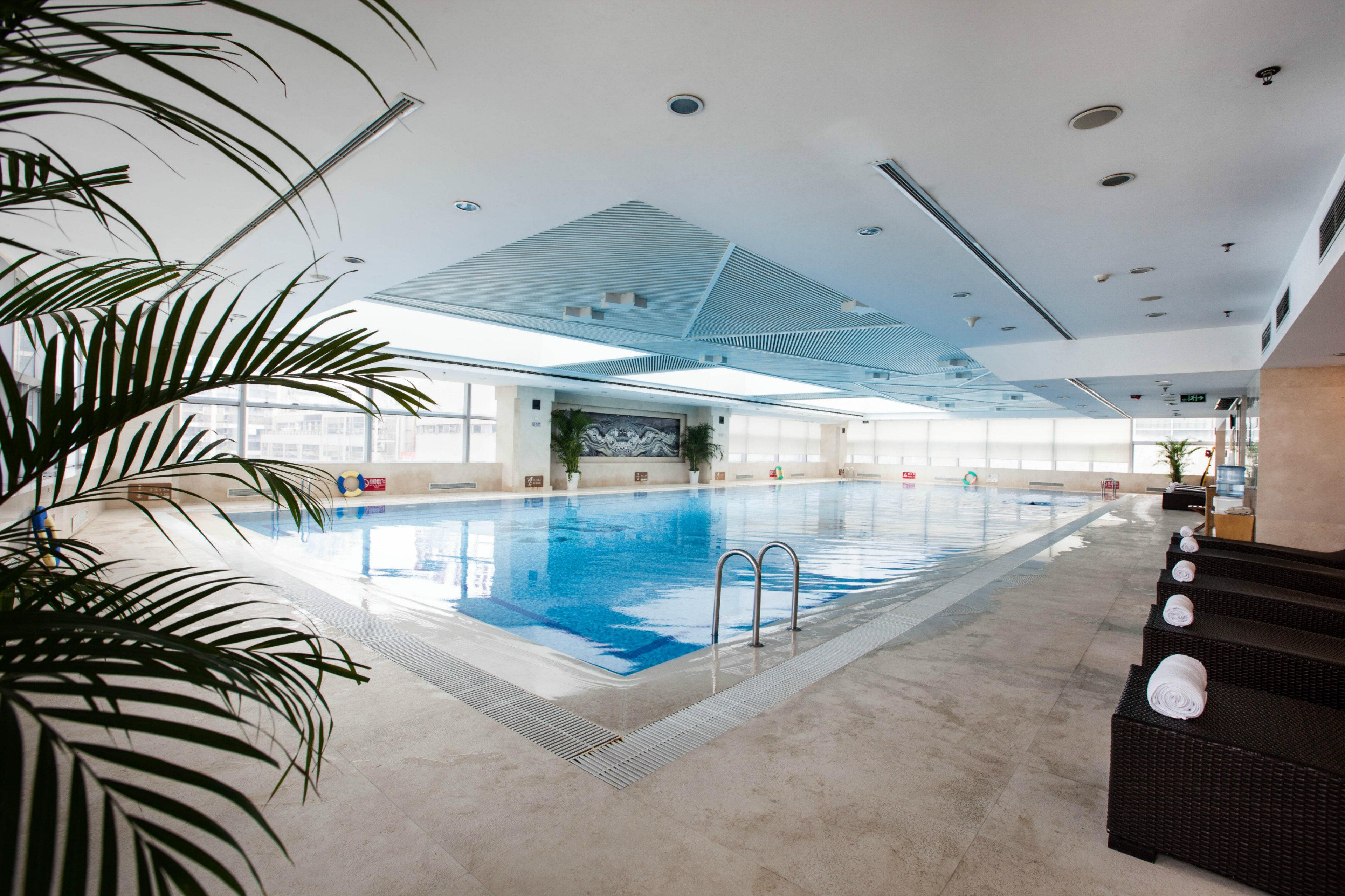 Holiday Inn Beijing Focus Square By Ihg Экстерьер фото